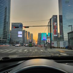 저녁 운전 겁났어요