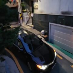 운동하려면 차로 가야 해요